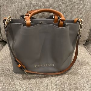 DOONEY & BOURKE LARGE BARLOW TAUPE